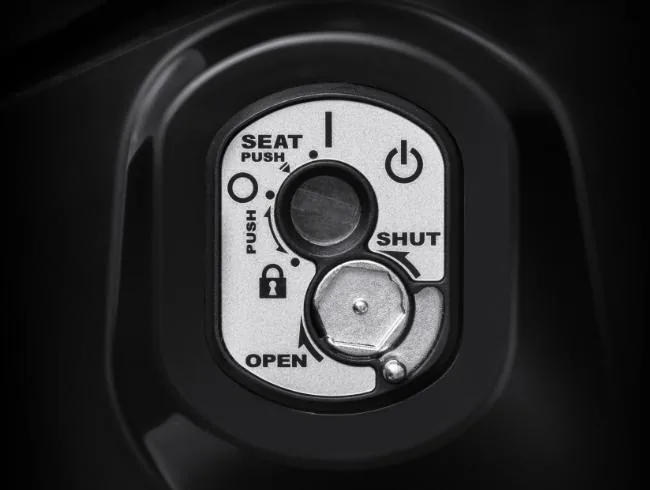 WAVE RSX FI 110 (ra mắt tháng 12/2023)